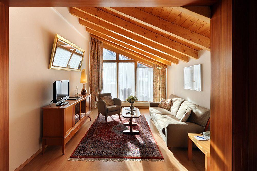 Hotel Tschugge Zermatt Esterno foto